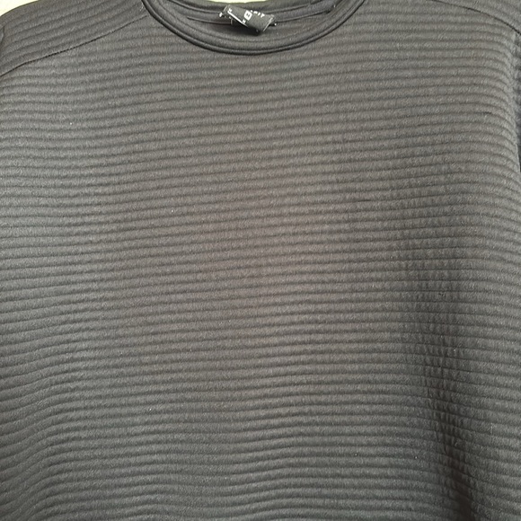 Nike Dri-Fit women’s black ribbed crew neck sweatshirt size medium - Picture 3 of 8